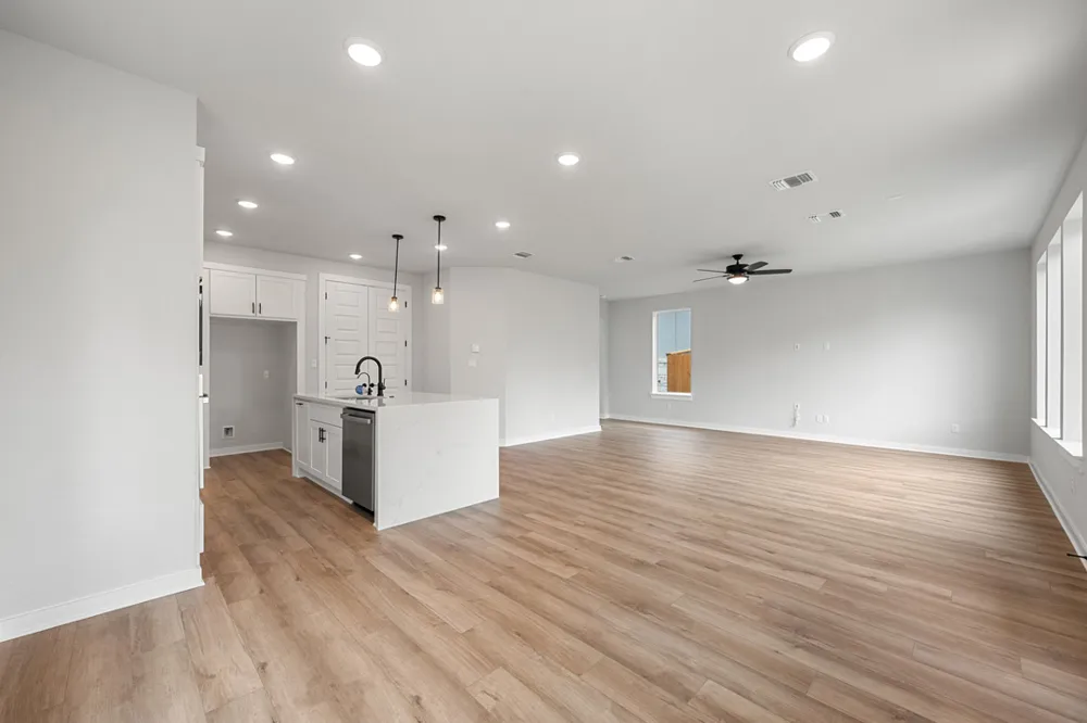 218 Grayson Elm Pass Dripping Springs, TX 78620