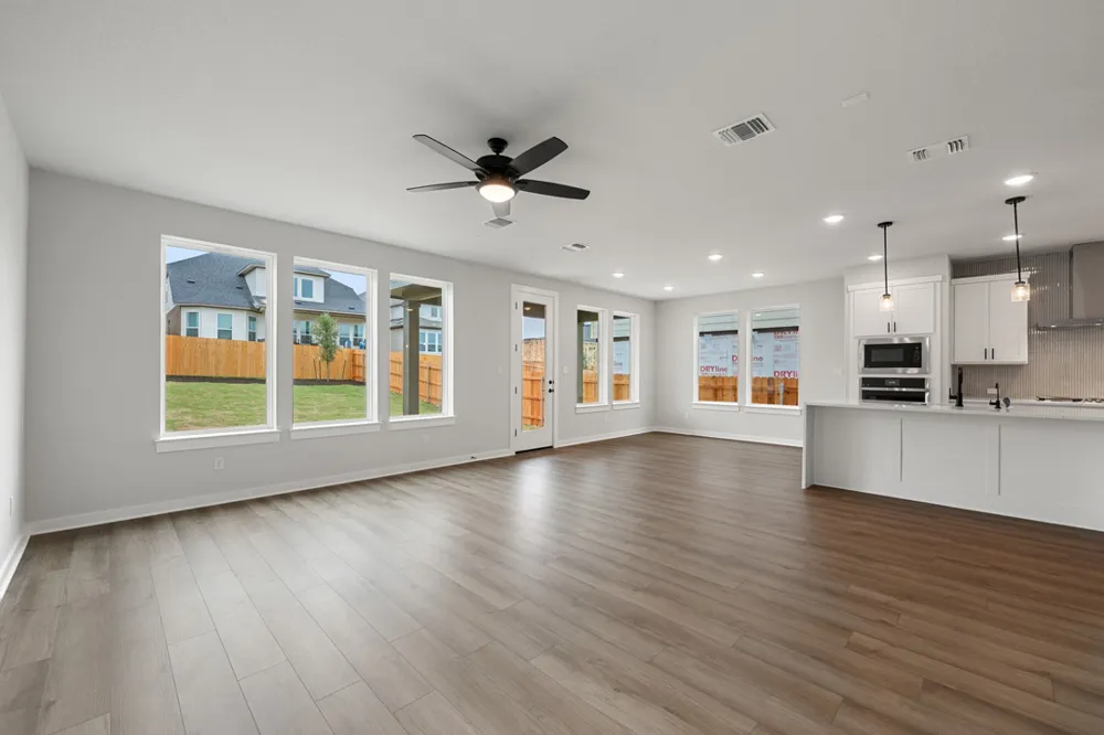 218 Grayson Elm Pass Dripping Springs, TX 78620