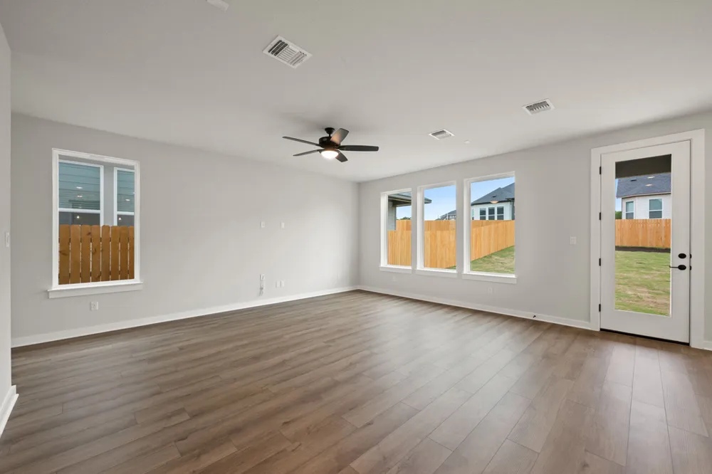 218 Grayson Elm Pass Dripping Springs, TX 78620