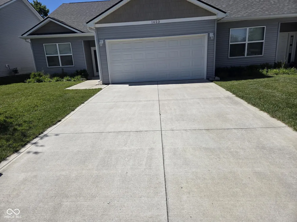 1623 Capra Court Beech Grove, IN 46107