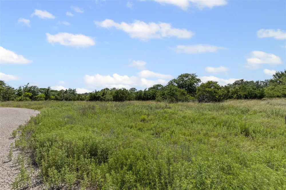 1302 Hidden Rock Road Glen Rose, TX 76690