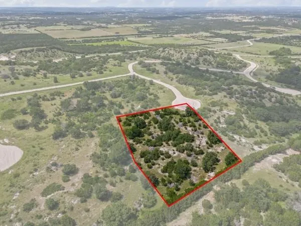 1302 Hidden Rock Road Glen Rose, TX 76690