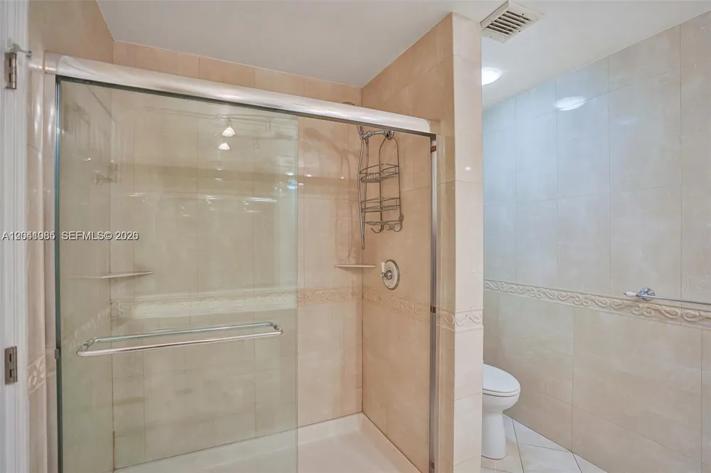 2255 NE 120th St North Miami, FL 33181
