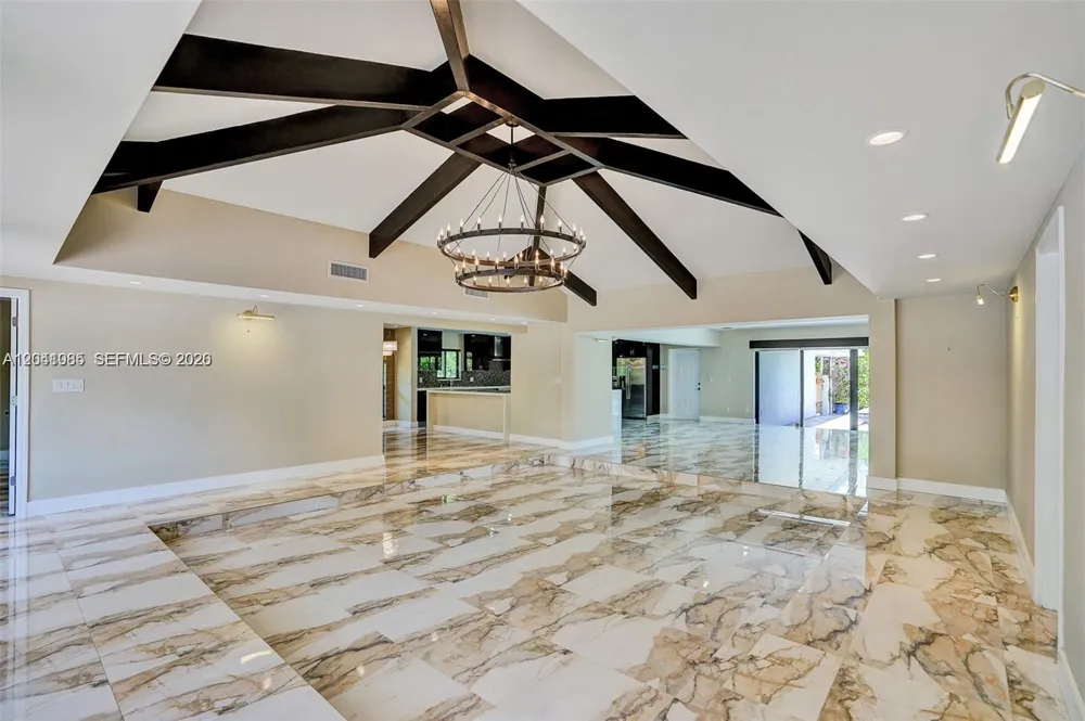 2255 NE 120th St North Miami, FL 33181