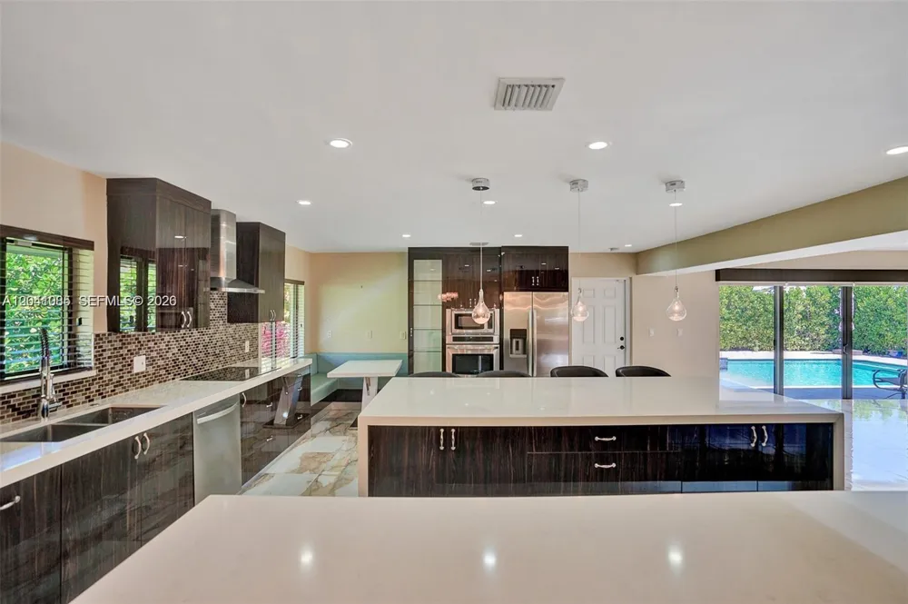 2255 NE 120th St North Miami, FL 33181