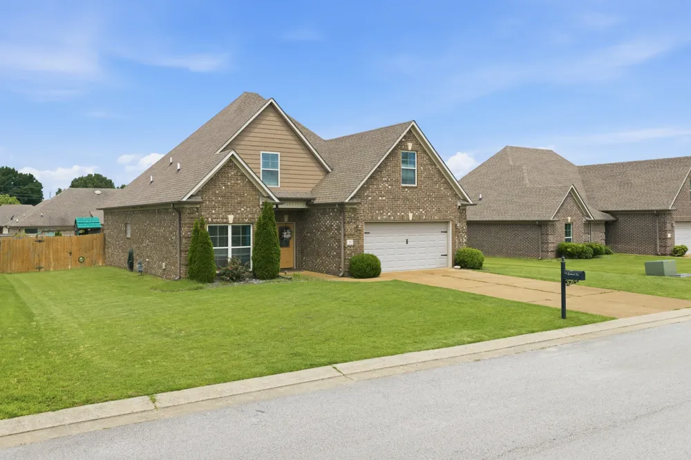 19 Ezekial Dr Jackson, TN 38305