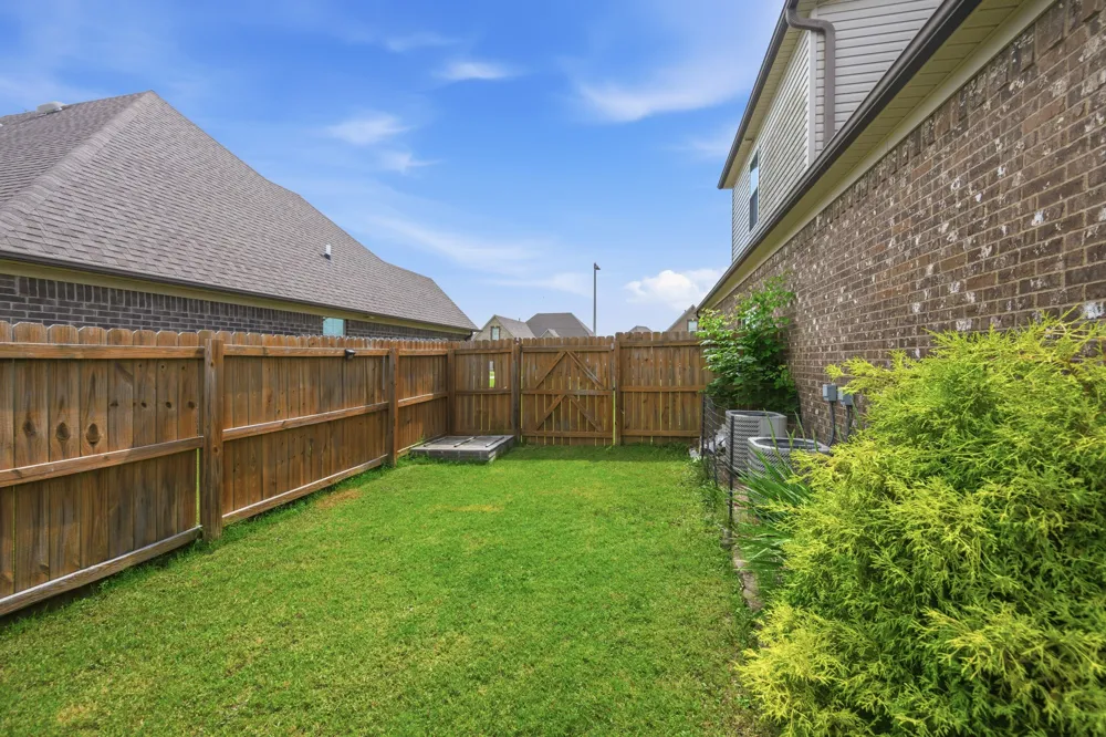 19 Ezekial Dr Jackson, TN 38305