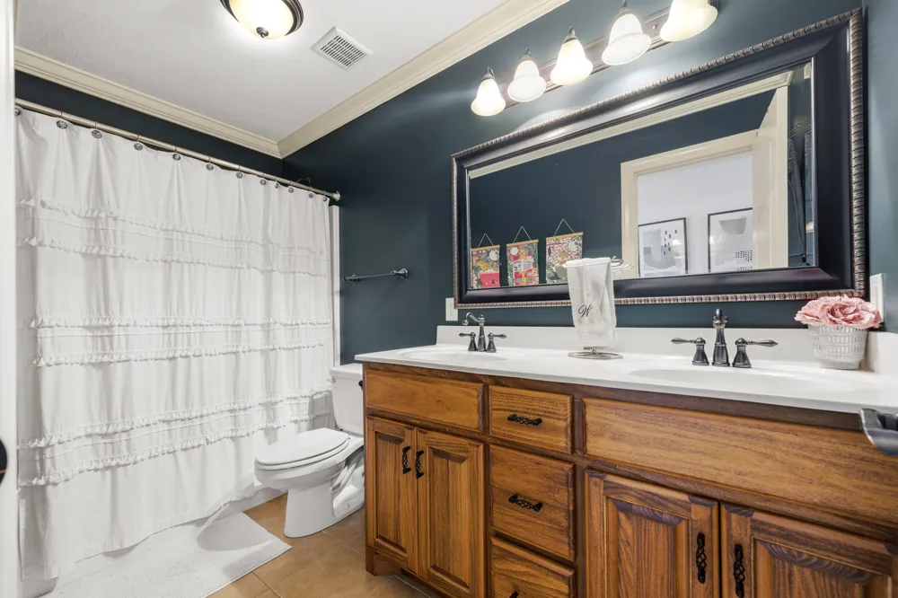19 Ezekial Dr Jackson, TN 38305