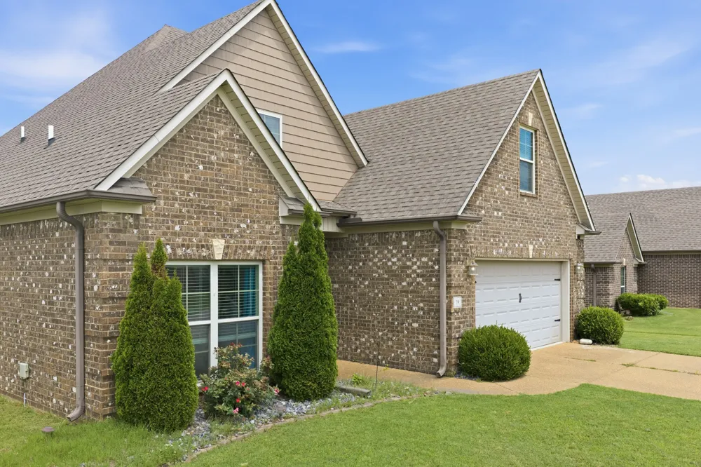 19 Ezekial Dr Jackson, TN 38305