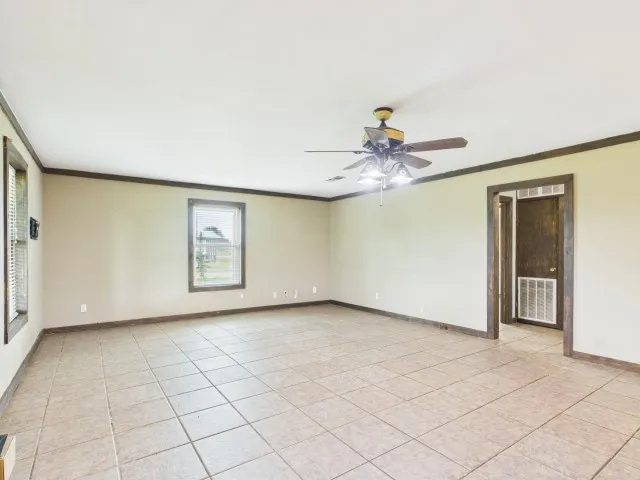 29118 State Highway 19 Athens, TX 75752