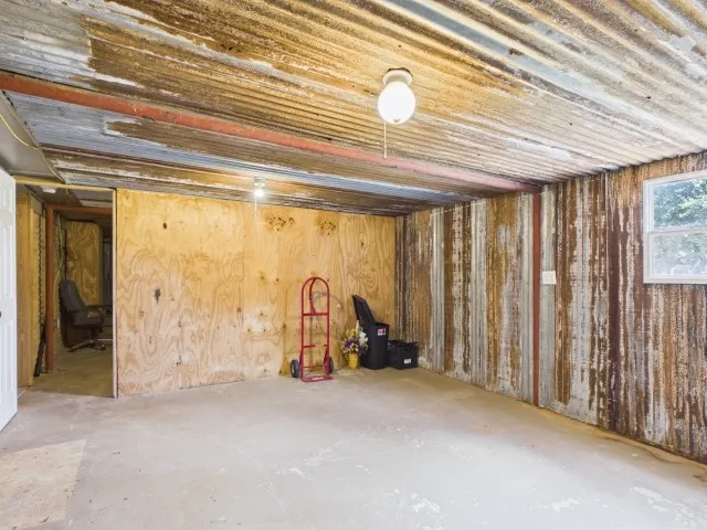 29118 State Highway 19 Athens, TX 75752
