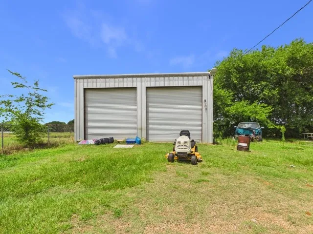29118 State Highway 19 Athens, TX 75752