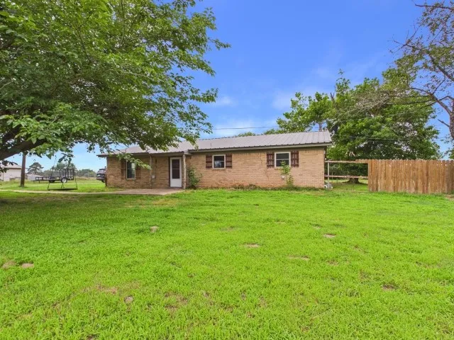 29118 State Highway 19 Athens, TX 75752
