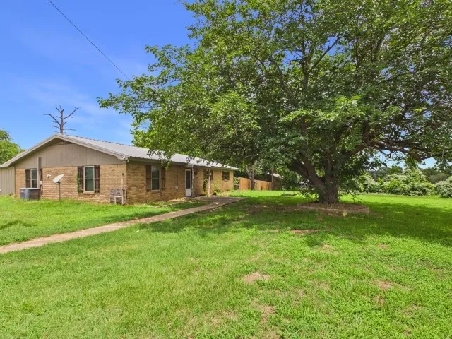 29118 State Highway 19 Athens, TX 75752