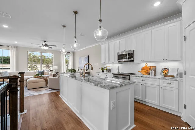 7015 Friedrich Ridge San Antonio, TX 78256