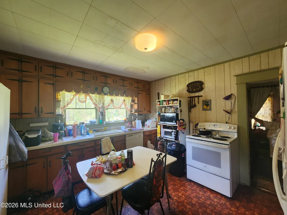 604 County Road 363 Iuka, MS 38852