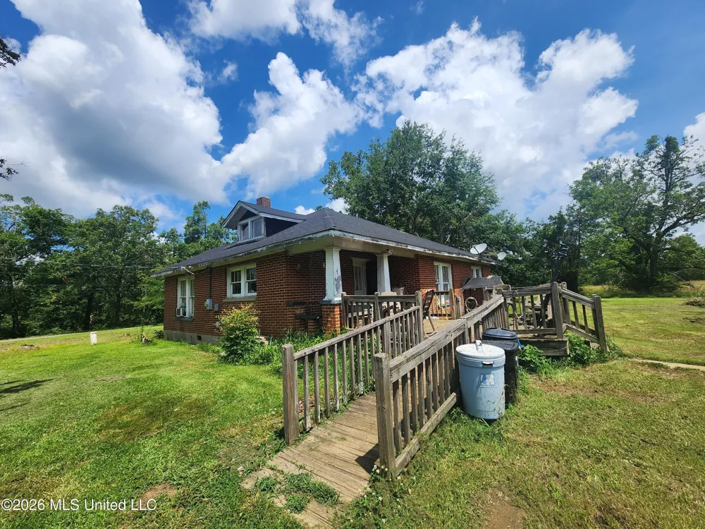 604 County Road 363 Iuka, MS 38852