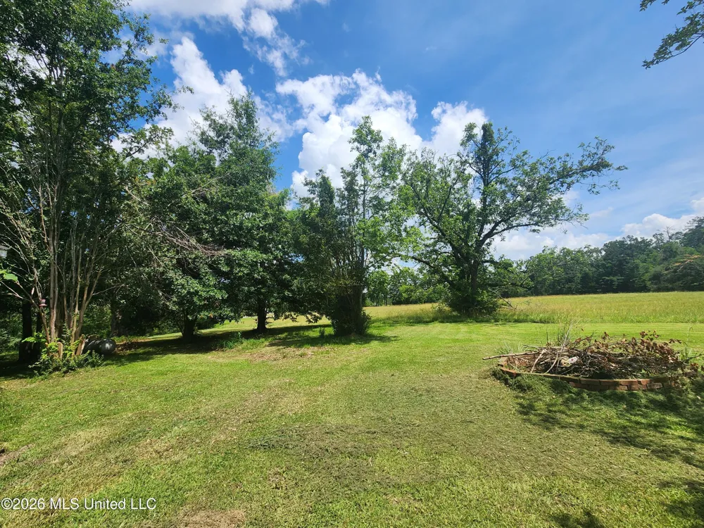 604 County Road 363 Iuka, MS 38852