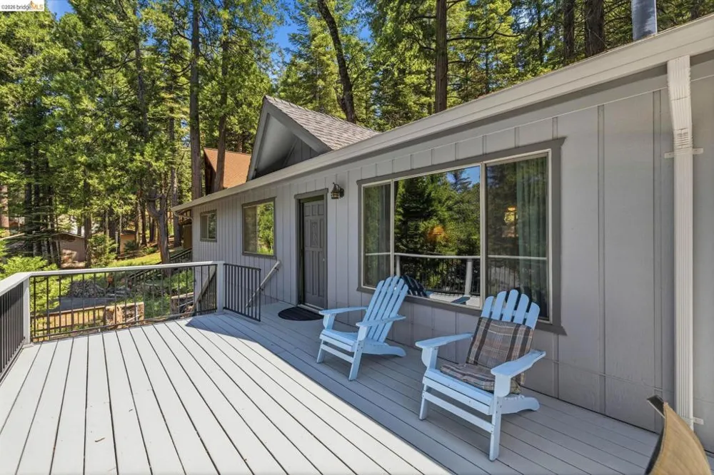 24223 Kalanu Pl Mi Wuk Village, CA 95346
