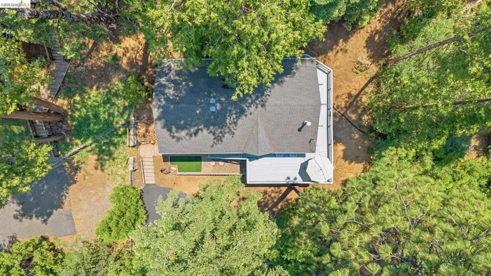 24223 Kalanu Pl Mi Wuk Village, CA 95346