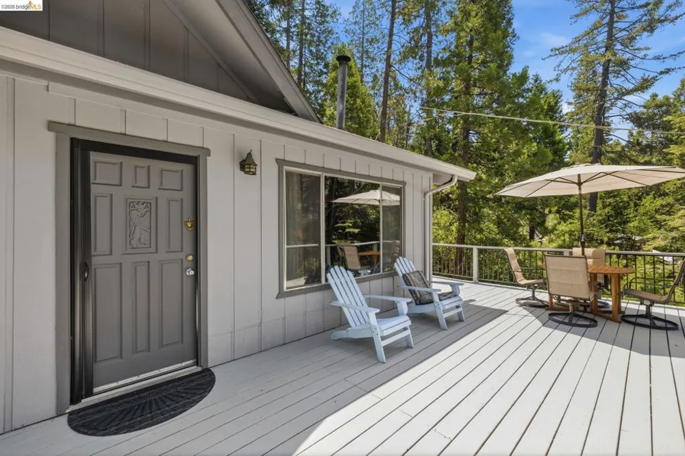 24223 Kalanu Pl Mi Wuk Village, CA 95346