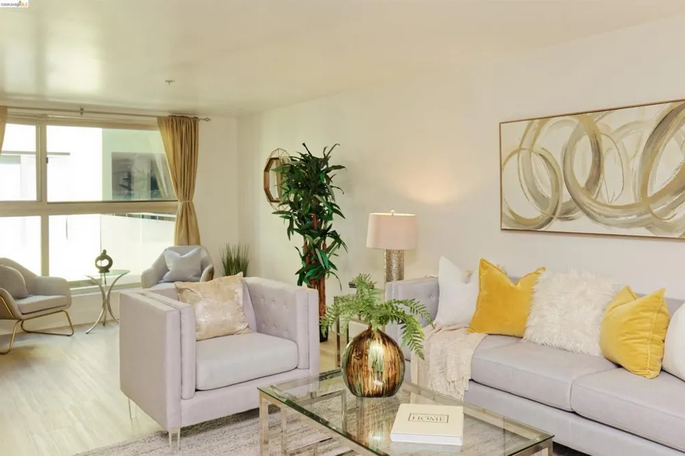 1201 Pine St #315 Oakland, CA 94607
