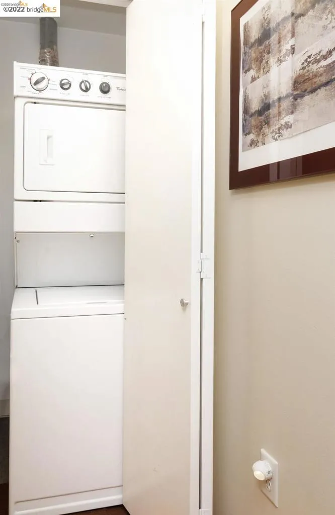 1201 Pine St #315 Oakland, CA 94607