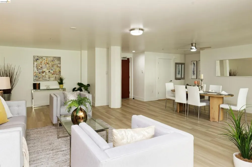 1201 Pine St #315 Oakland, CA 94607