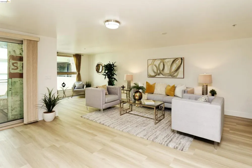 1201 Pine St #315 Oakland, CA 94607