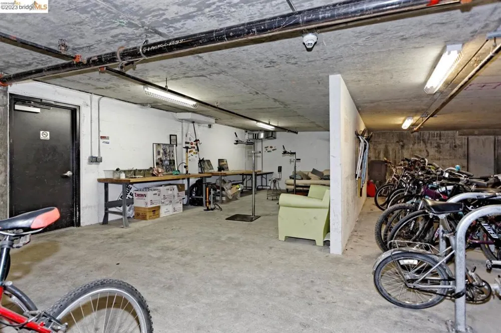 1201 Pine St #315 Oakland, CA 94607
