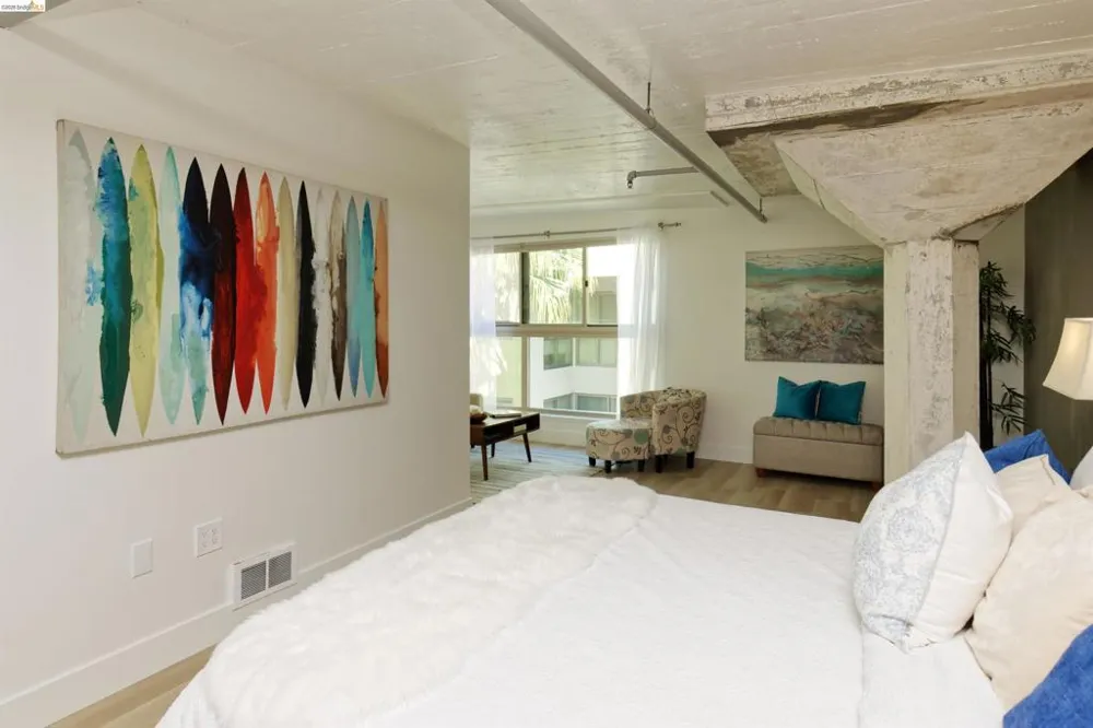 1201 Pine St #315 Oakland, CA 94607