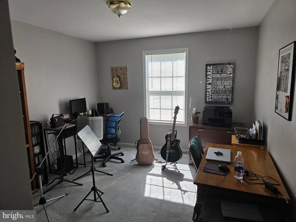 571 HOOKER DRIVE Gettysburg, PA 17325