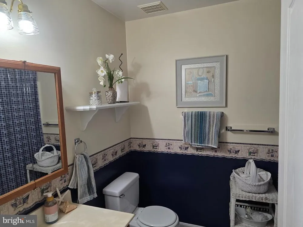 571 HOOKER DRIVE Gettysburg, PA 17325