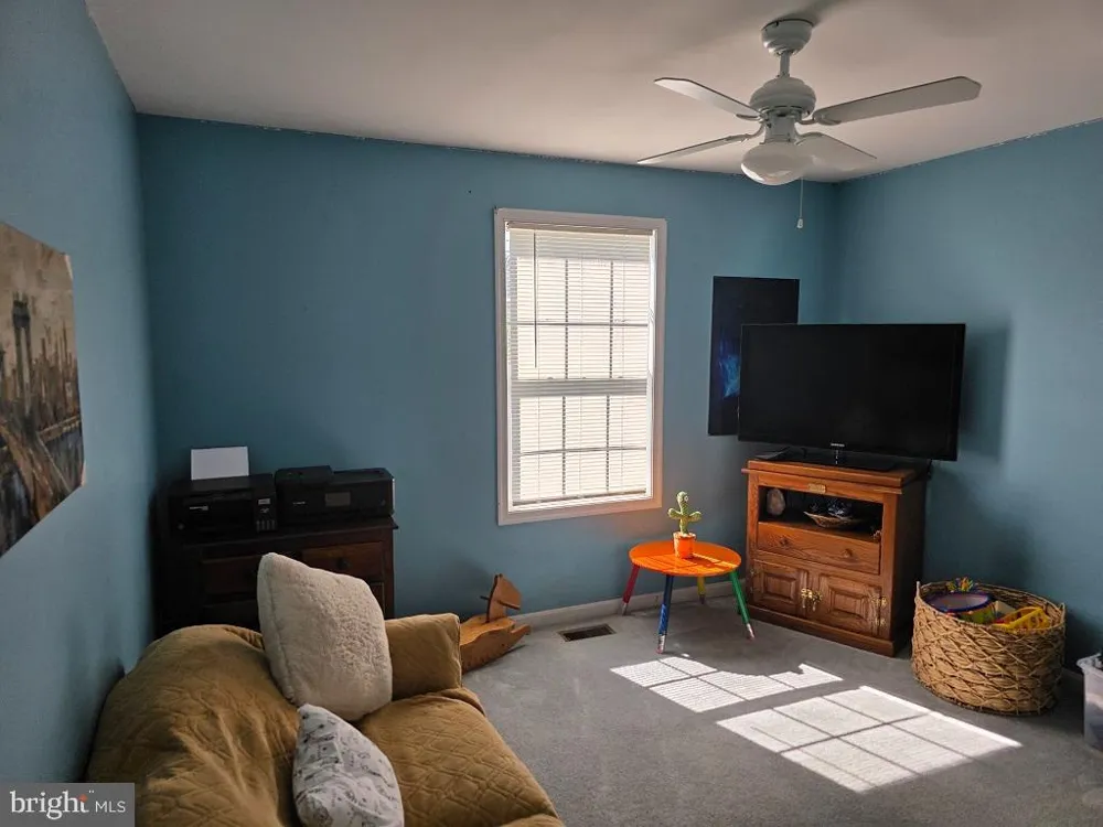 571 HOOKER DRIVE Gettysburg, PA 17325