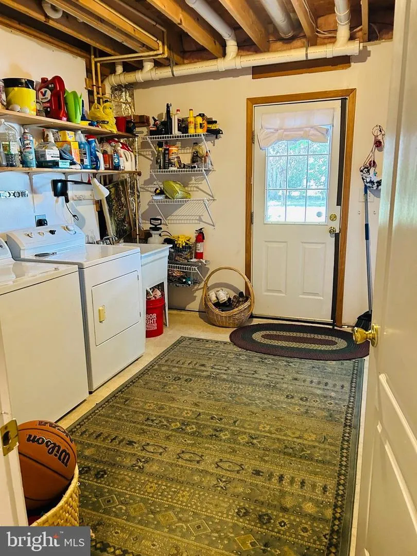 571 HOOKER DRIVE Gettysburg, PA 17325