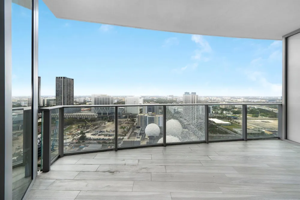 851 NE 1st Avenue #2410 Miami, FL 33132