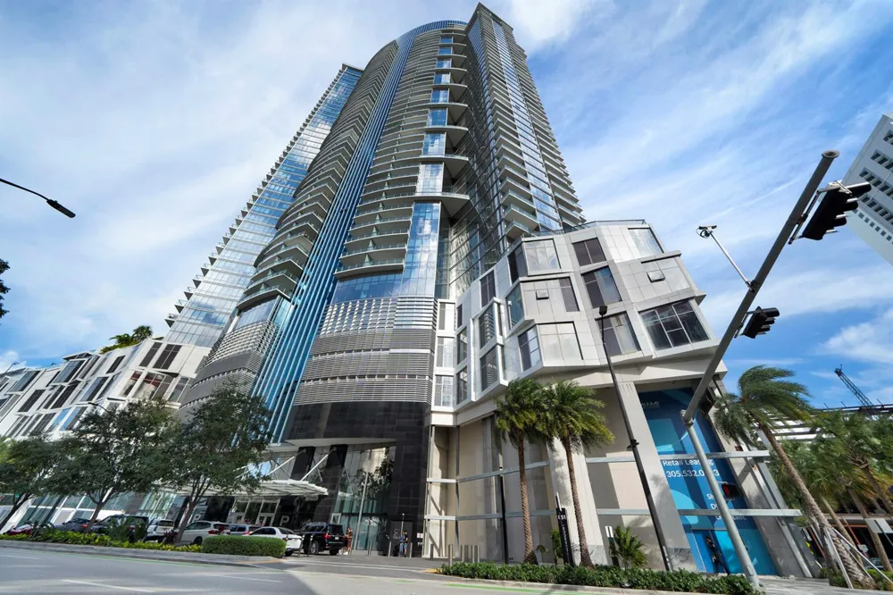 851 NE 1st Avenue #2410 Miami, FL 33132