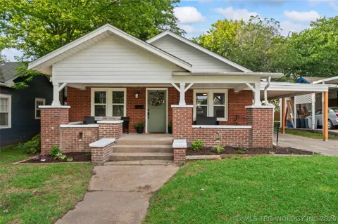 2225 E 12TH PL PLACE