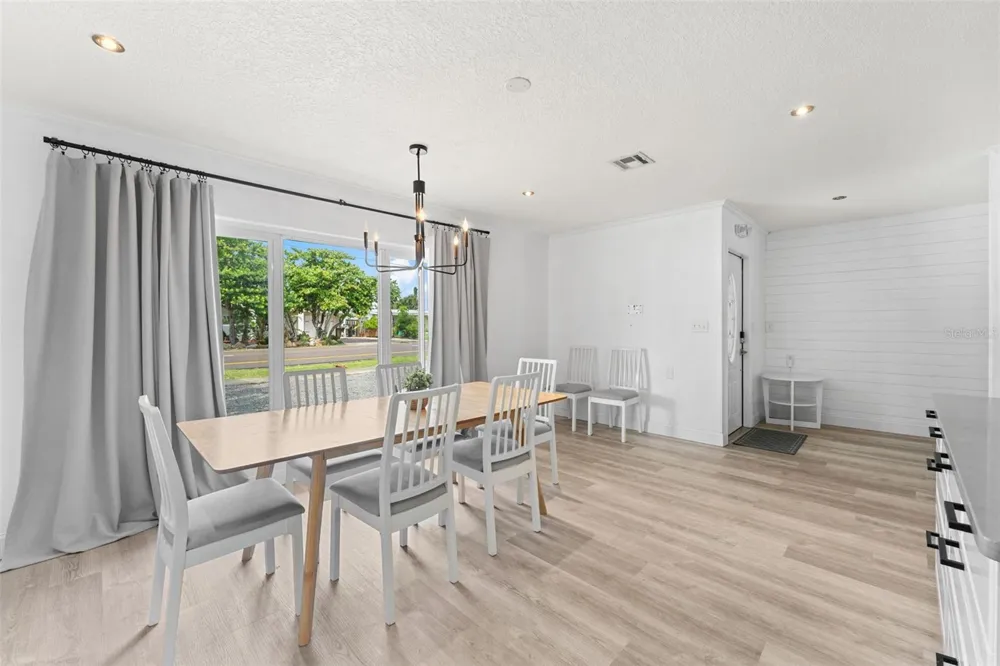 921 S ORLANDO AVENUE Cocoa Beach, FL 32931