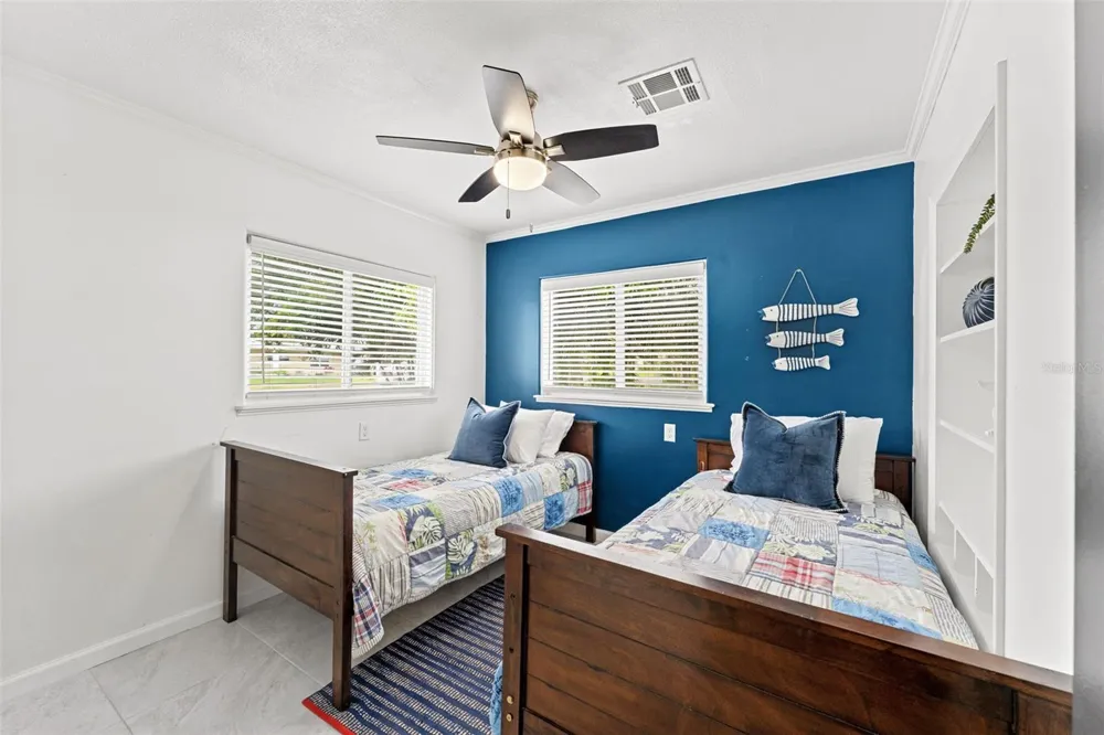 921 S ORLANDO AVENUE Cocoa Beach, FL 32931