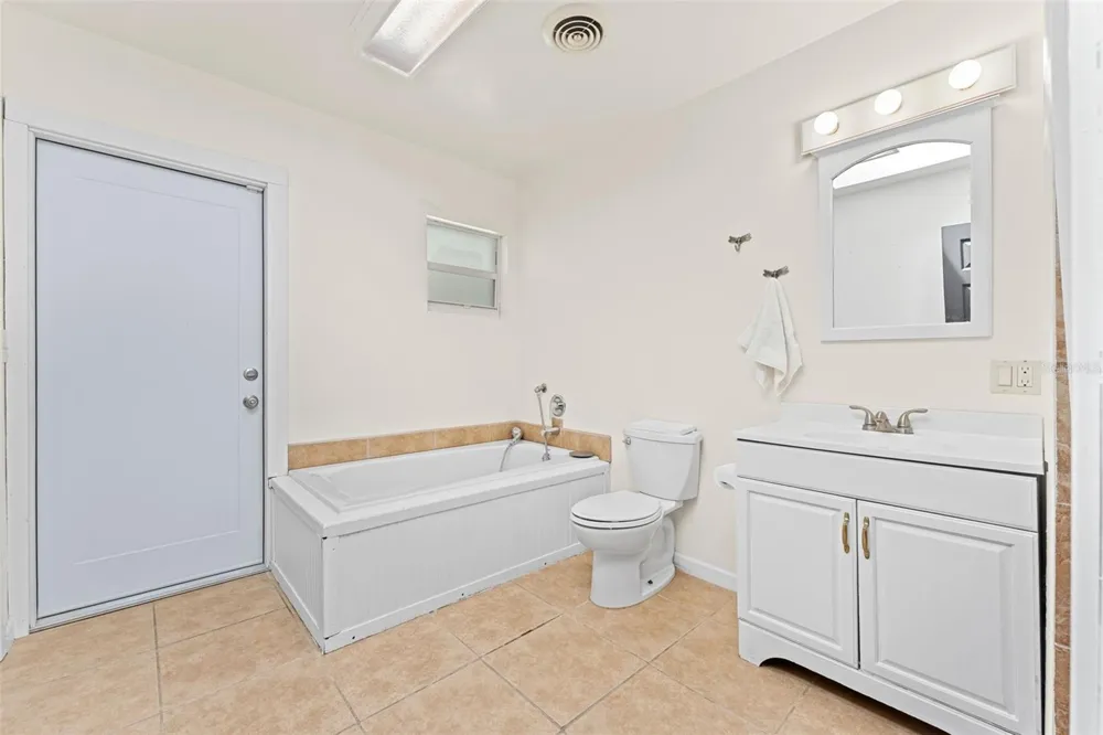 921 S ORLANDO AVENUE Cocoa Beach, FL 32931
