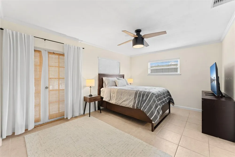 921 S ORLANDO AVENUE Cocoa Beach, FL 32931