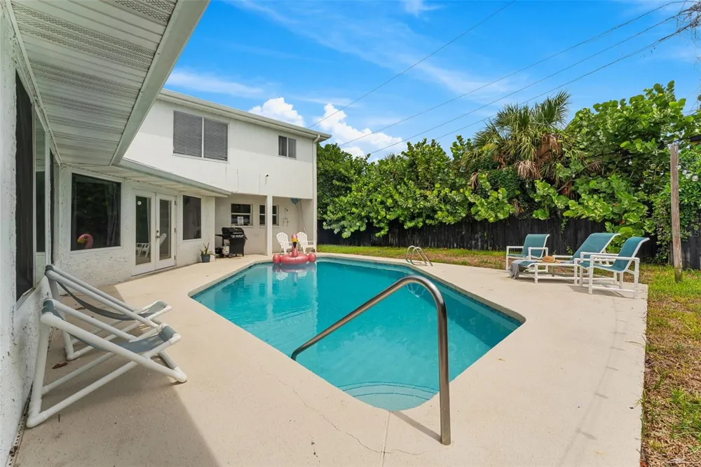 921 S ORLANDO AVENUE Cocoa Beach, FL 32931