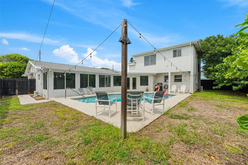 921 S ORLANDO AVENUE Cocoa Beach, FL 32931