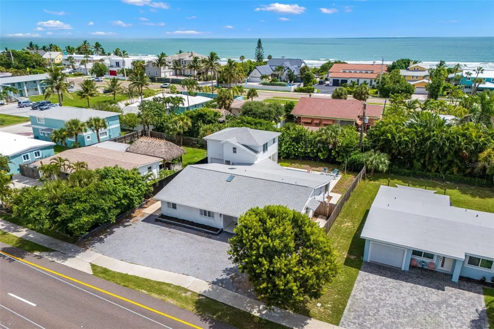 921 S ORLANDO AVENUE Cocoa Beach, FL 32931