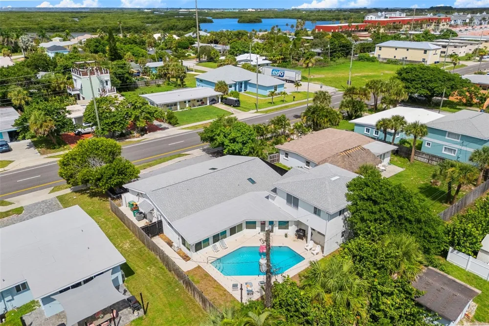 921 S ORLANDO AVENUE Cocoa Beach, FL 32931