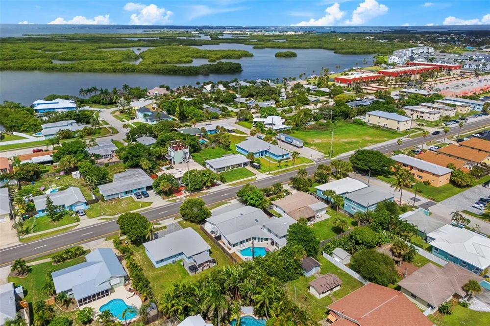 921 S ORLANDO AVENUE Cocoa Beach, FL 32931