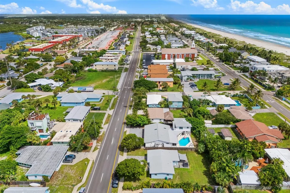 921 S ORLANDO AVENUE Cocoa Beach, FL 32931