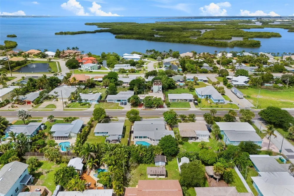 921 S ORLANDO AVENUE Cocoa Beach, FL 32931