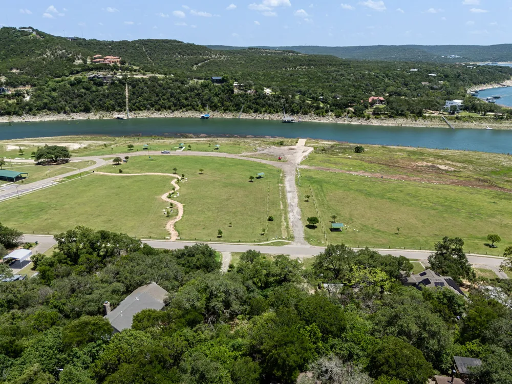 10506 Lakeside Drive Jonestown, TX 78645